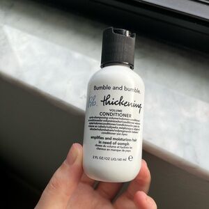 5 for $25🌴 Bumble and bumble thickening conditioner
